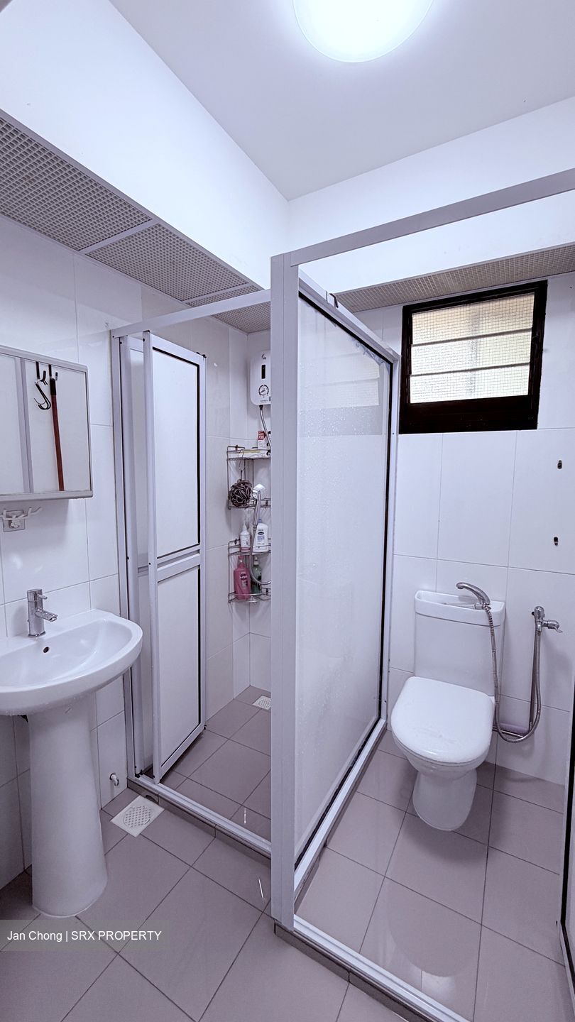 Blk 468A West Plains @ Bukit Batok (Bukit Batok), HDB 2 Rooms #581214451